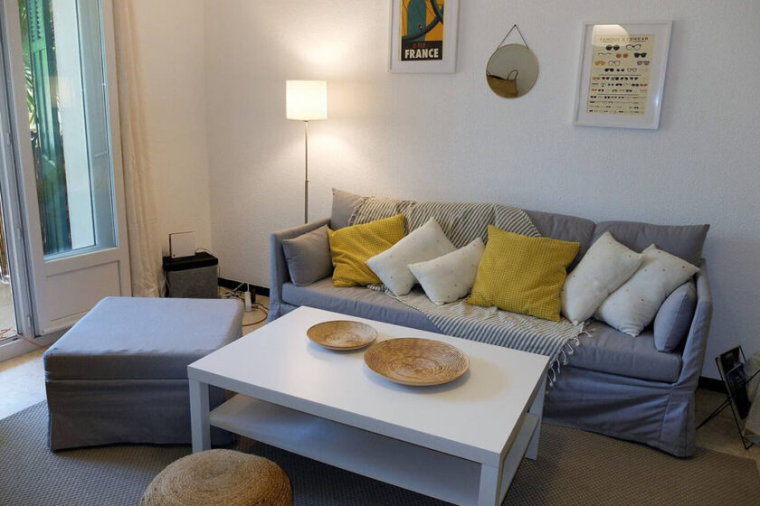 Photo du salon d'un appartement à louer à Hyères - Hyères appart